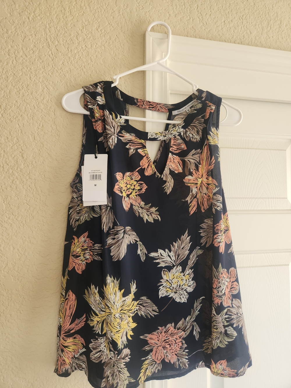 Sleeveless Floral Keyhole Top - NAVY with Pink & Yellow Flowers